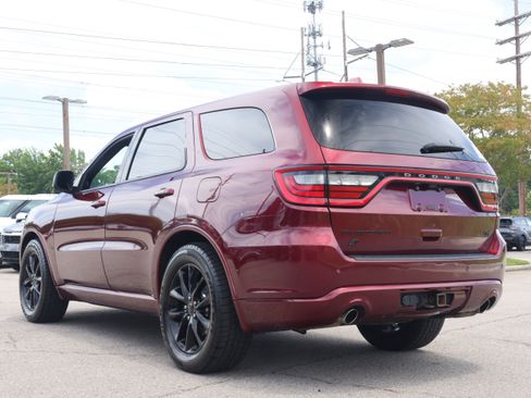 Used 2018 Dodge Durango R/T w/ Technology Group AWD/4WD image 2