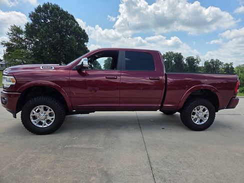 Used 2022 RAM 2500 Laramie AWD/4WD image 3