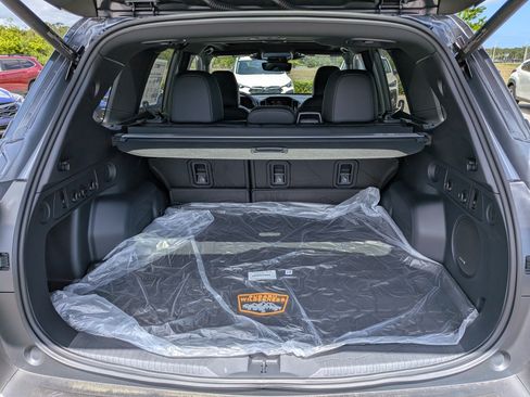 Certified 2026 Subaru Forester Wilderness w/ Wilderness Plus Package AWD/4WD image 12