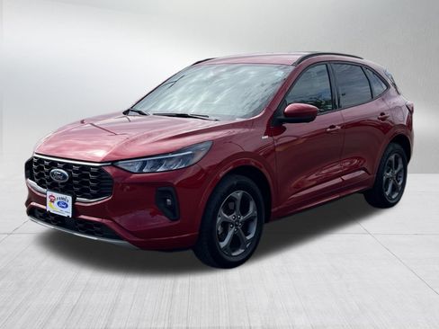 Certified 2023 Ford Escape ST-Line Select w/ Tech Pack #2 image 3