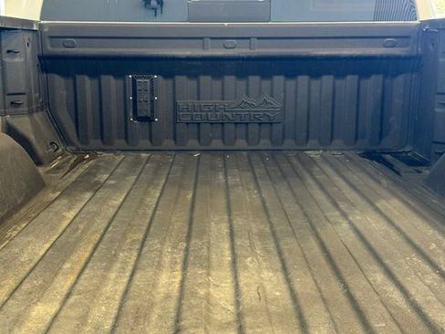 Certified 2024 Chevrolet Silverado 1500 High Country w/ Technology Package AWD/4WD image 42