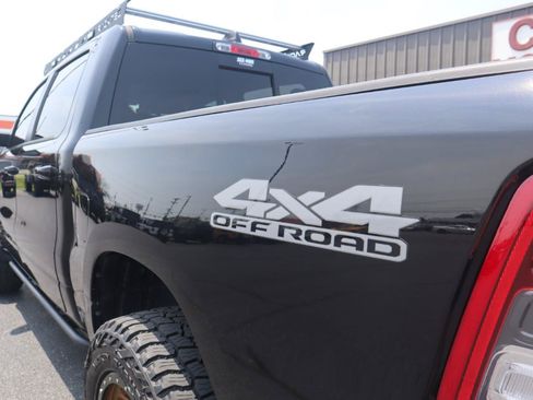 Used 2019 RAM 1500 Big Horn AWD/4WD image 32