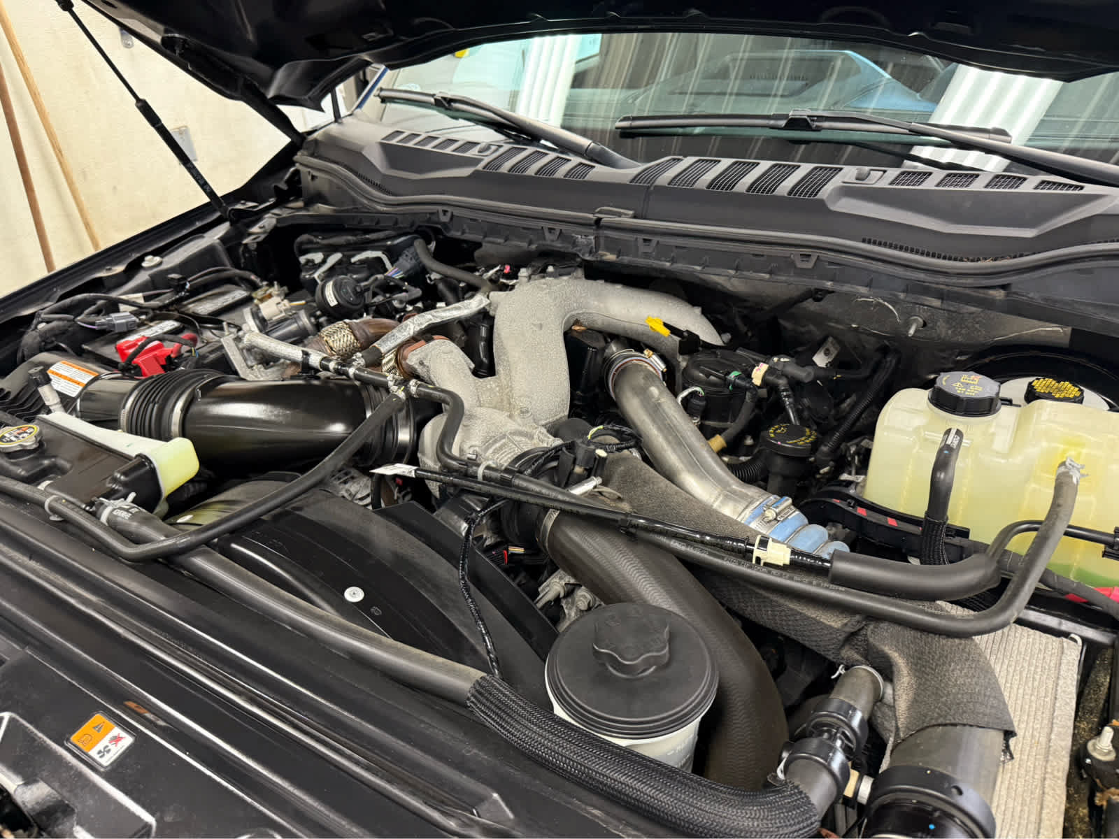 Used 2022 Ford F250 Lariat w/ Lariat Ultimate Package AWD/4WD image 40
