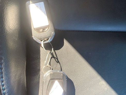 Used 2022 Jeep Wrangler Unlimited Rubicon 4xe w/ Dual Top Group image 32