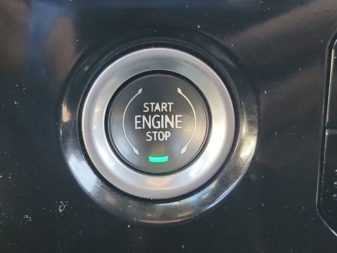 Used 2022 Chevrolet Silverado 1500 RST image 26