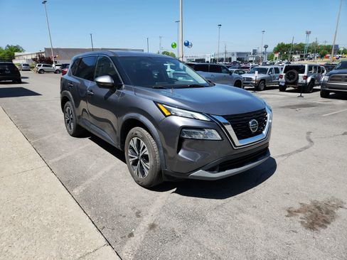 Used 2021 Nissan Rogue SV FWD image 7