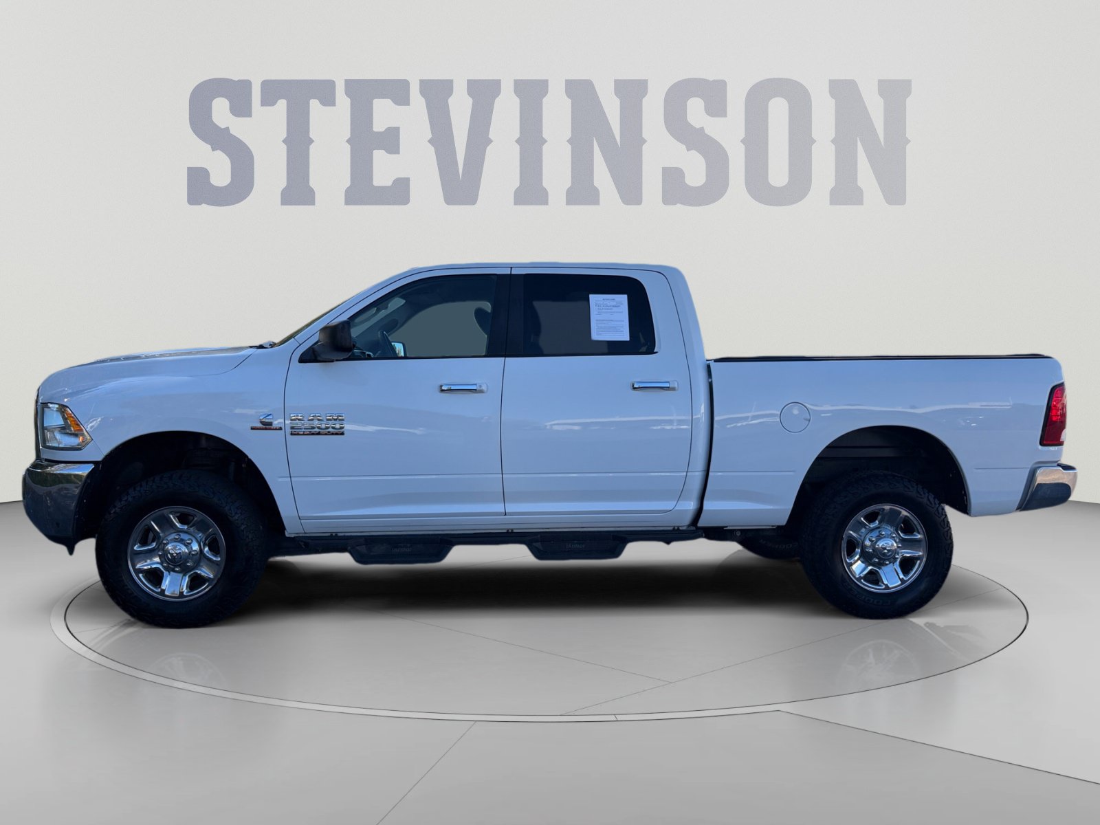 Used 2017 RAM 2500 SLT AWD/4WD image 2