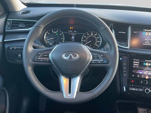 Used 2025 INFINITI QX50 Pure AWD/4WD image 14