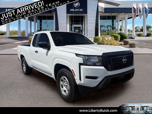 Used 2022 Nissan Frontier S image 1