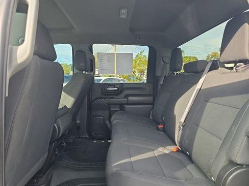 Used 2021 Chevrolet Silverado 2500 Custom w/ Gooseneck/5TH Wheel Package image 17