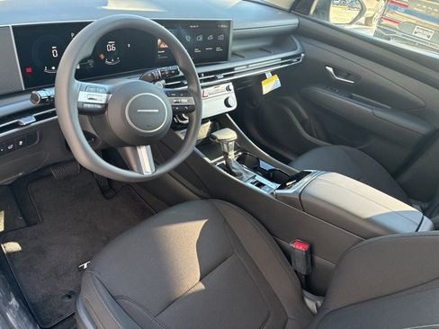 New 2026 Hyundai Tucson SEL image 17