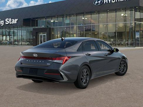 New 2026 Hyundai Elantra Hybrid FWD image 4