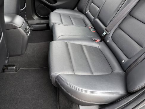 Used 2017 MAZDA MAZDA6 Touring image 23