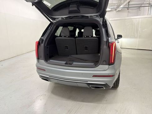 Used 2023 Cadillac XT6 Premium Luxury FWD image 27