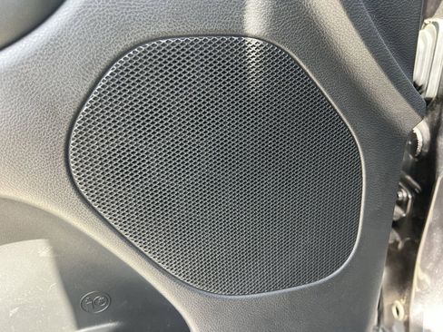 Used 2019 Jeep Grand Cherokee Limited RWD image 20