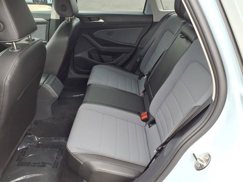 Certified 2026 Volkswagen Jetta SE FWD image 24