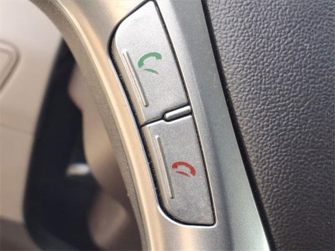 Used 2010 Hyundai Tucson Limited image 8