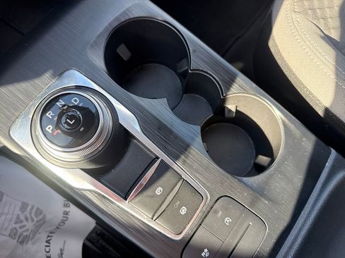 Used 2022 Ford Escape SE w/ Convenience Package image 41