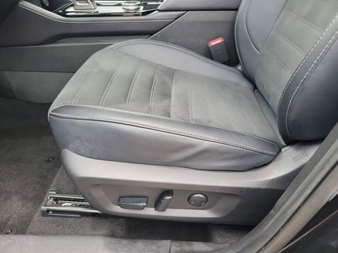 Used 2025 Mitsubishi Outlander SE AWD/4WD image 6