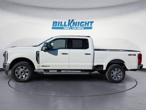 Used 2025 Ford F250 Lariat w/ Chrome Package image 2