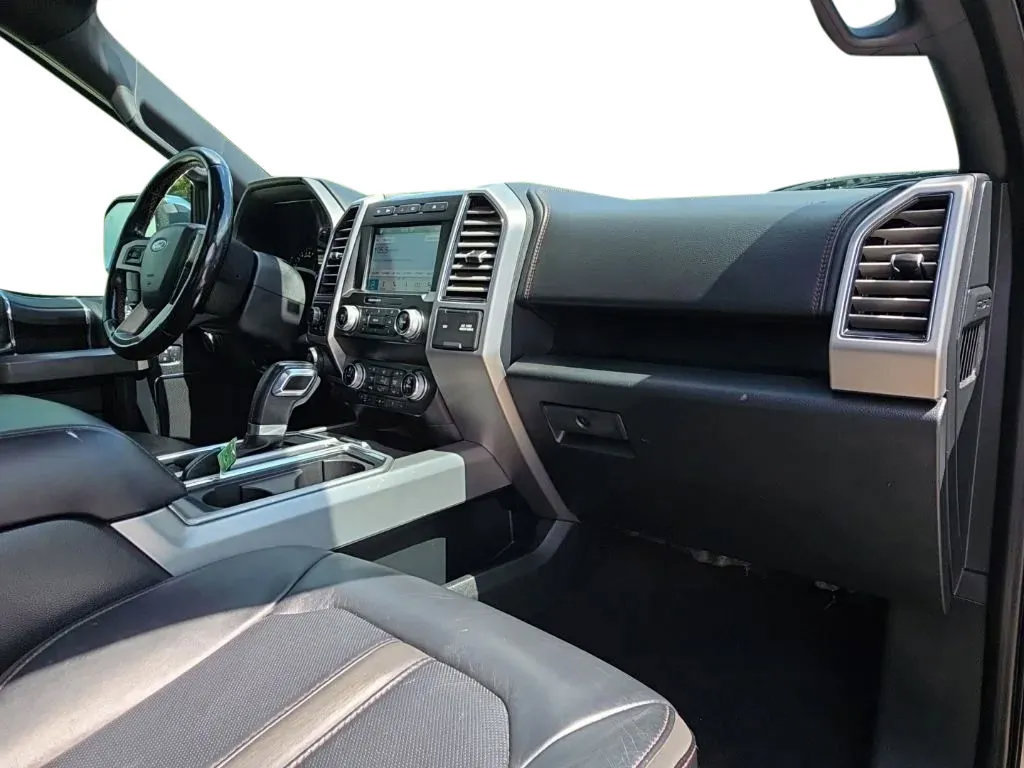 Used 2019 Ford F150 Platinum w/ Equipment Group 701A Luxury AWD/4WD image 21