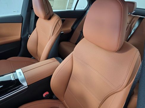 New 2026 Mercedes-Benz C 300 Sedan image 8