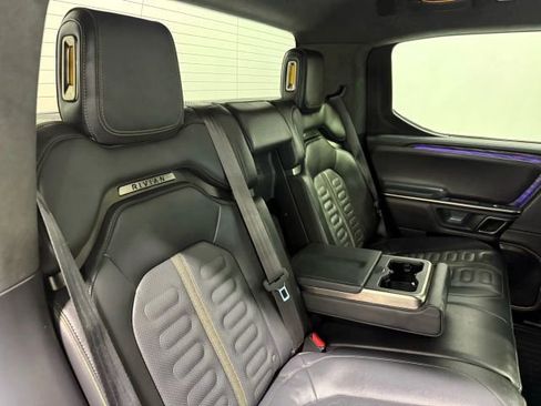 Used 2022 Rivian R1T Launch Edition image 32