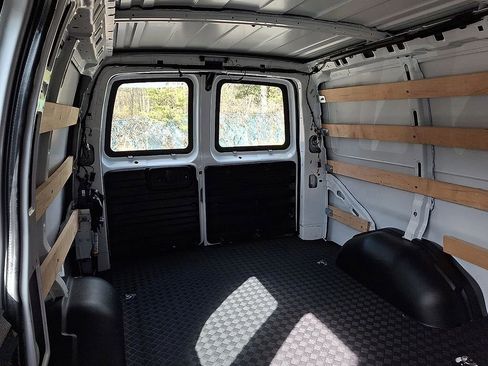 Used 2024 Chevrolet Express 2500 w/ Driver Convenience Package image 16