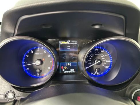 Used 2017 Subaru Outback 3.6R Limited image 18