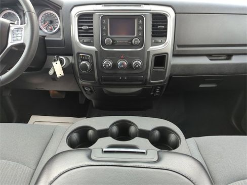 Used 2024 RAM 1500 Classic SLT image 21