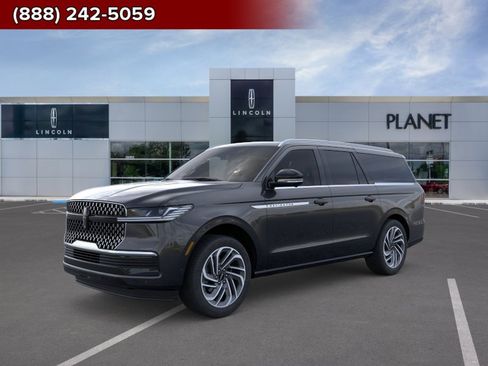 New 2026 Lincoln Navigator L Reserve AWD/4WD image 1