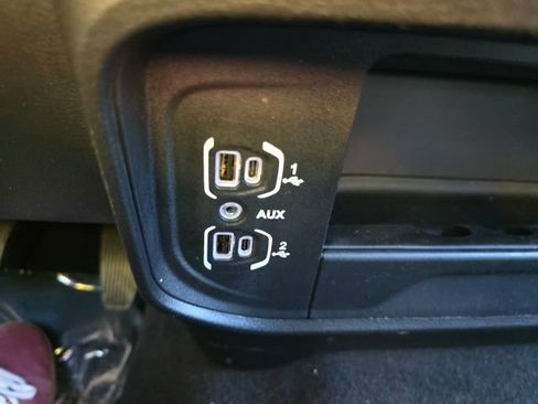 Certified 2025 RAM 2500 Big Horn AWD/4WD image 26