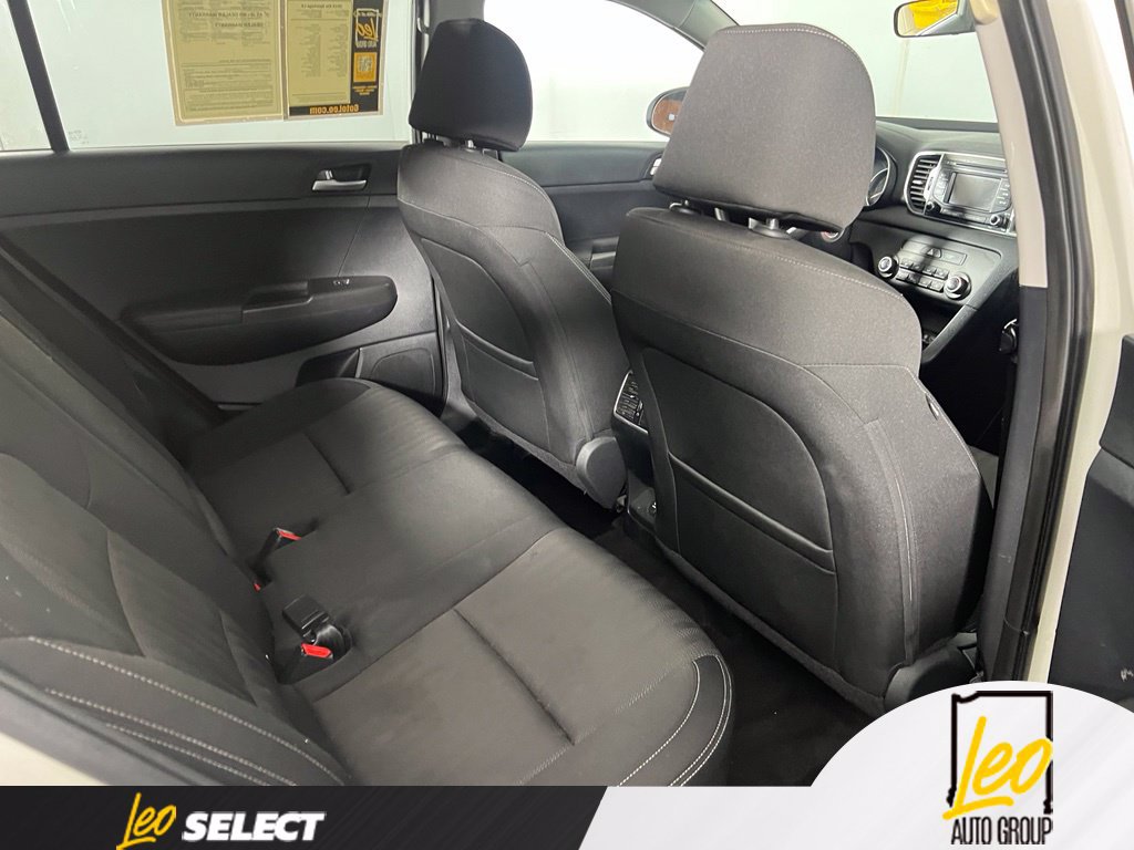 Used 2019 Kia Sportage LX FWD image 17