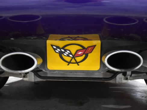 Used 1998 Chevrolet Corvette Convertible w/ Memory Pkg image 18