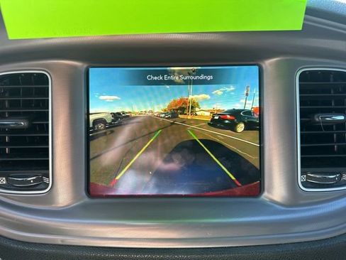 Used 2023 Dodge Charger SXT image 18