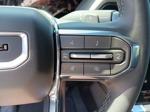 New 2026 GMC Yukon Denali AWD/4WD image 12
