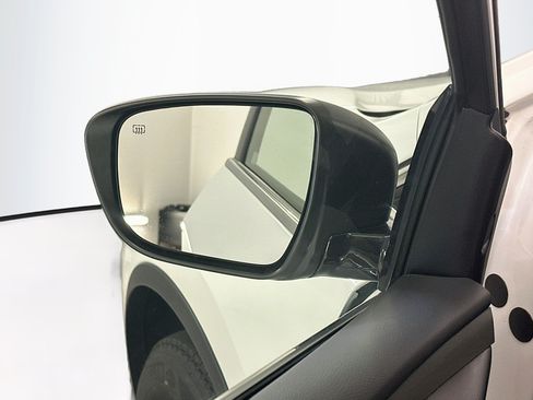 Used 2024 Nissan Murano SV w/ Cargo Package AWD/4WD image 16