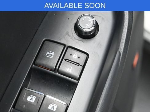Used 2015 Toyota Highlander Limited w/ Driver Technology Package AWD/4WD image 12
