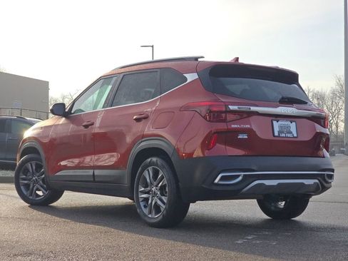 Used 2023 Kia Seltos S w/ Navigation Package image 13