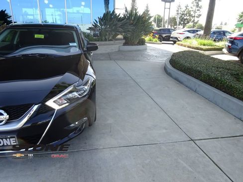 Used 2017 Nissan Maxima 3.5 S FWD image 33