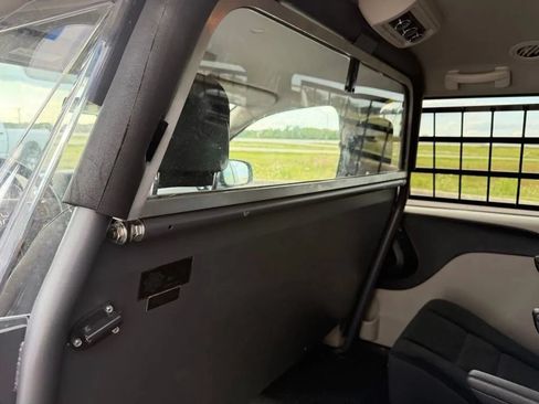 Used 2018 Dodge Grand Caravan SE FWD image 16