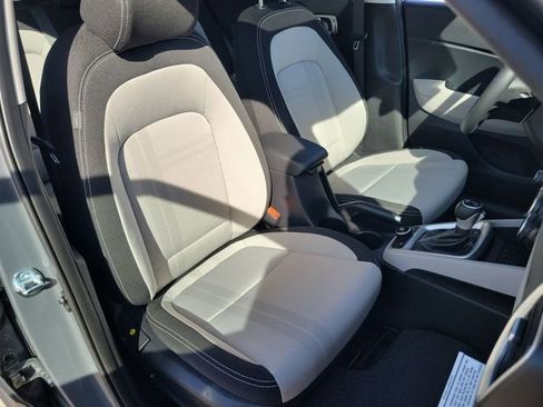 New 2026 Hyundai Venue SEL FWD image 19