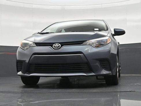 Used 2015 Toyota Corolla LE FWD image 30