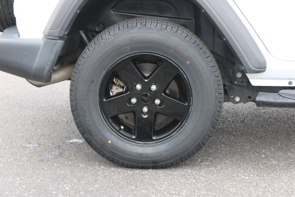 Used 2019 Jeep Wrangler Unlimited Sport S AWD/4WD image 13