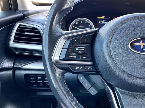 Used 2022 Subaru Forester Premium AWD/4WD image 19