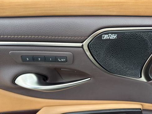 Used 2019 Lexus ES 350 Ultra Luxury FWD image 13