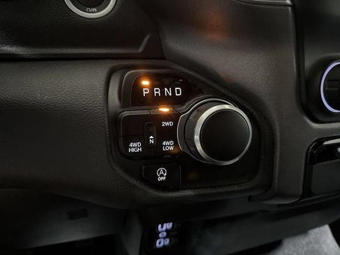 Used 2023 RAM 1500 Big Horn AWD/4WD image 17