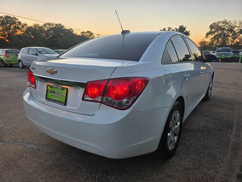 Used 2016 Chevrolet Cruze LS FWD image 9