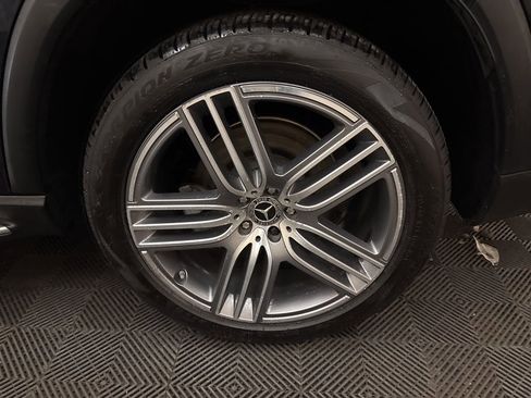 Used 2022 Mercedes-Benz GLS 450 4MATIC image 30