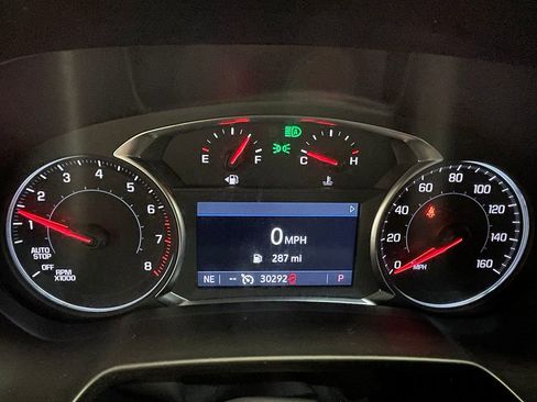 Used 2025 Chevrolet Blazer LT image 27